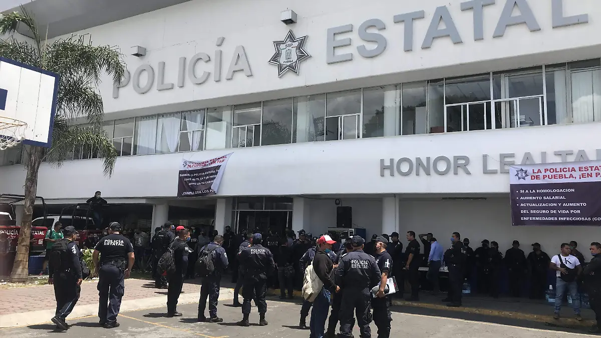 MANIFESTACION POLICIA ESTATAL-JAVIER 1 (1)